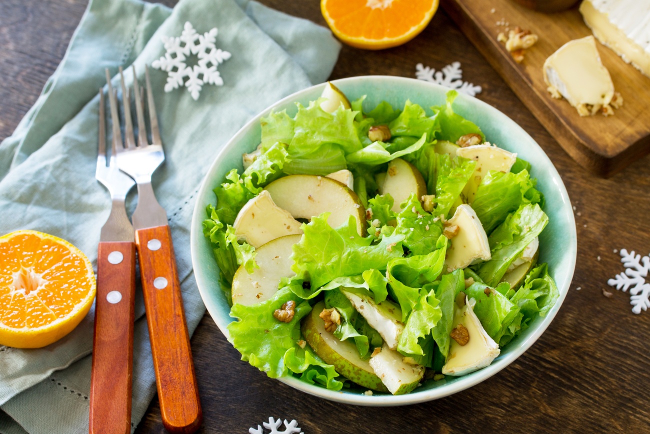 Servez toujours des salades et des légumes