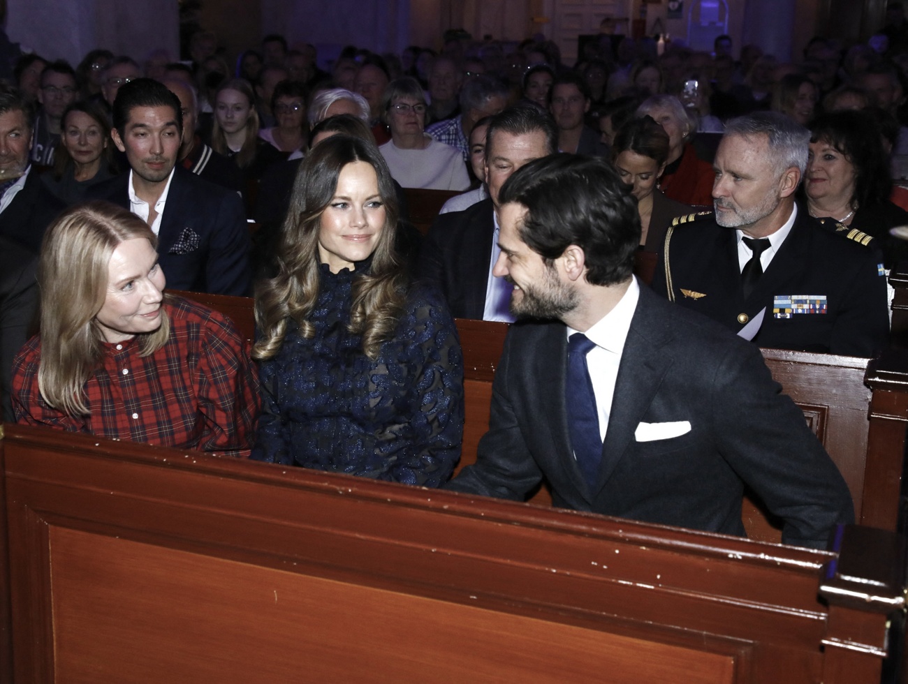 La princesse Sofia et le prince Carl Philip assistent au concert annuel de Noël de Vasastan