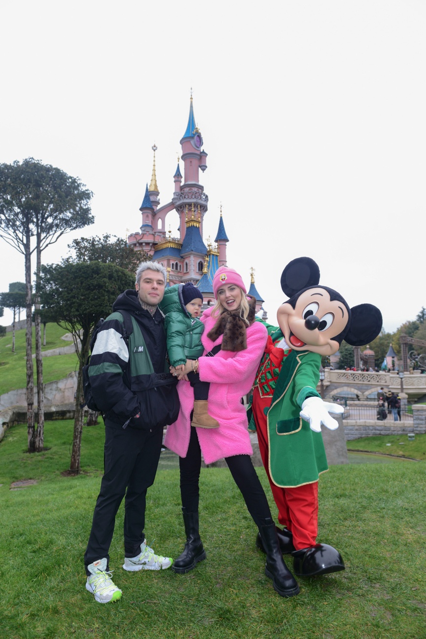 Chiara and Fedez at Disneyland Paris