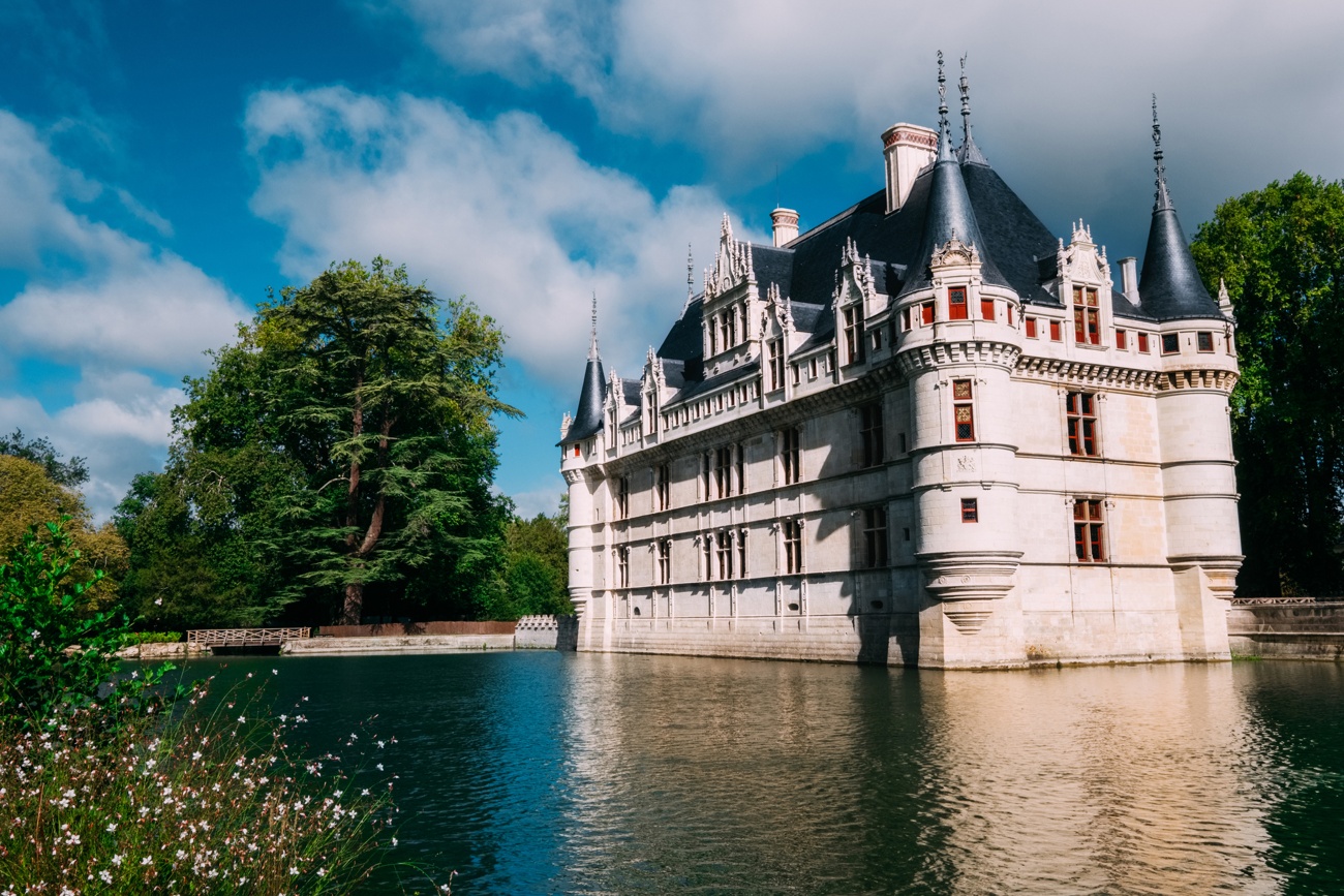 Unforgettable trip: Discover the 12 must-see Loire castles