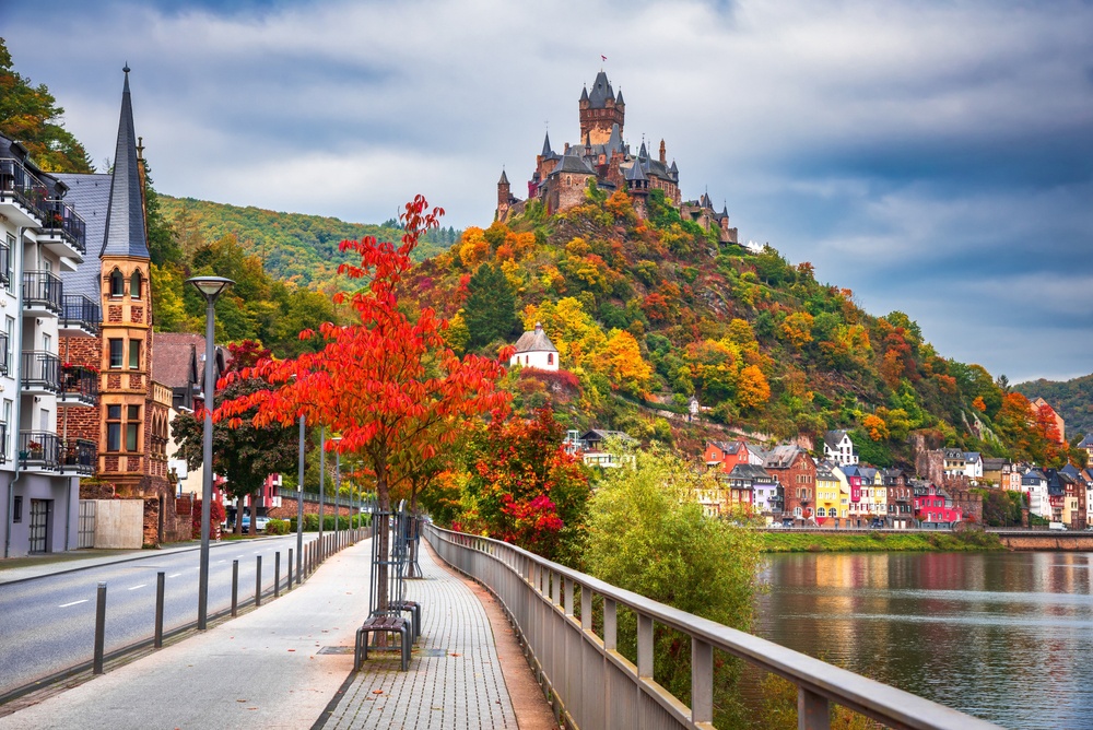 15 destinos perfectos para visitar en otoño