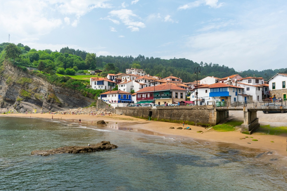 Tazones (Asturias)