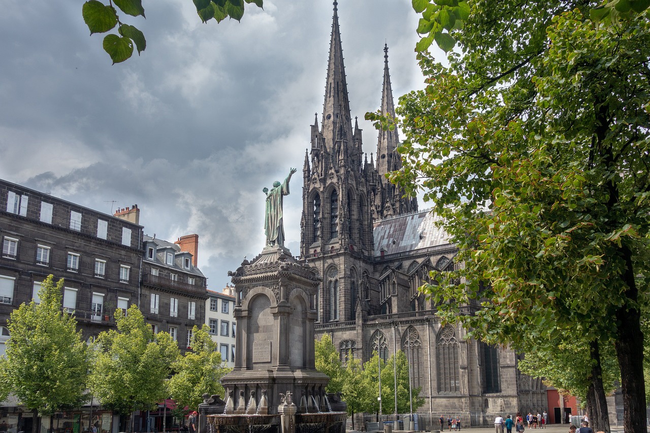 Catedral de Clermont-Ferrand